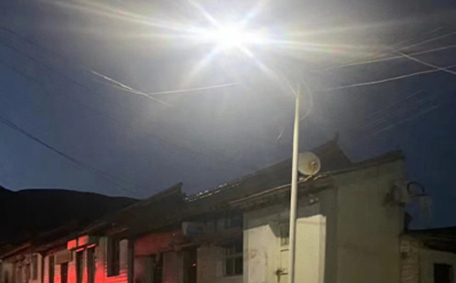 农村院子里最适合的海晏太阳能路灯亮度与安装要点